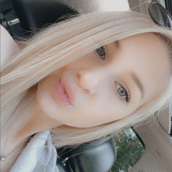 Meet your Posher, Victoria - Picture 1 of 1